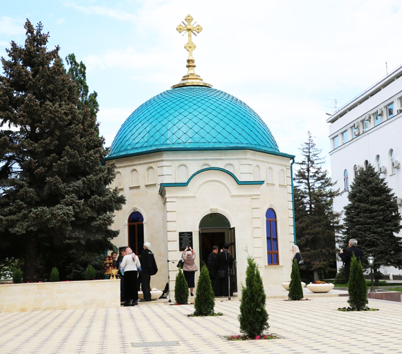 Храм святого Владимира)